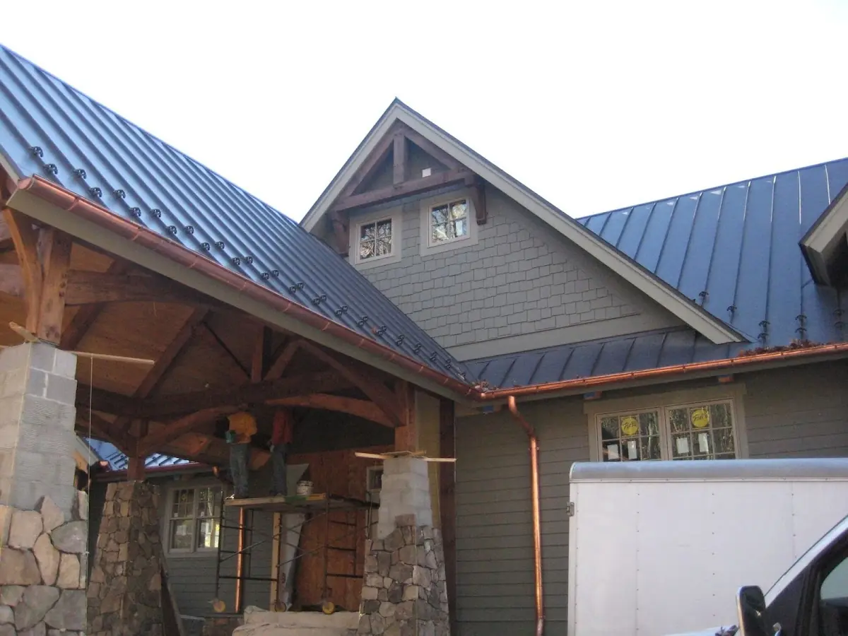 Craftsman Roofing team delivering quality roofing work in Downtown